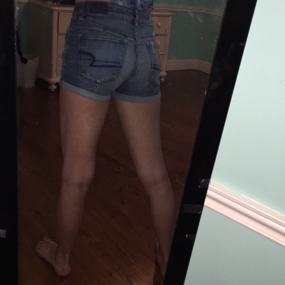 American eagle high rise jean shorts - Picture 4 of 5